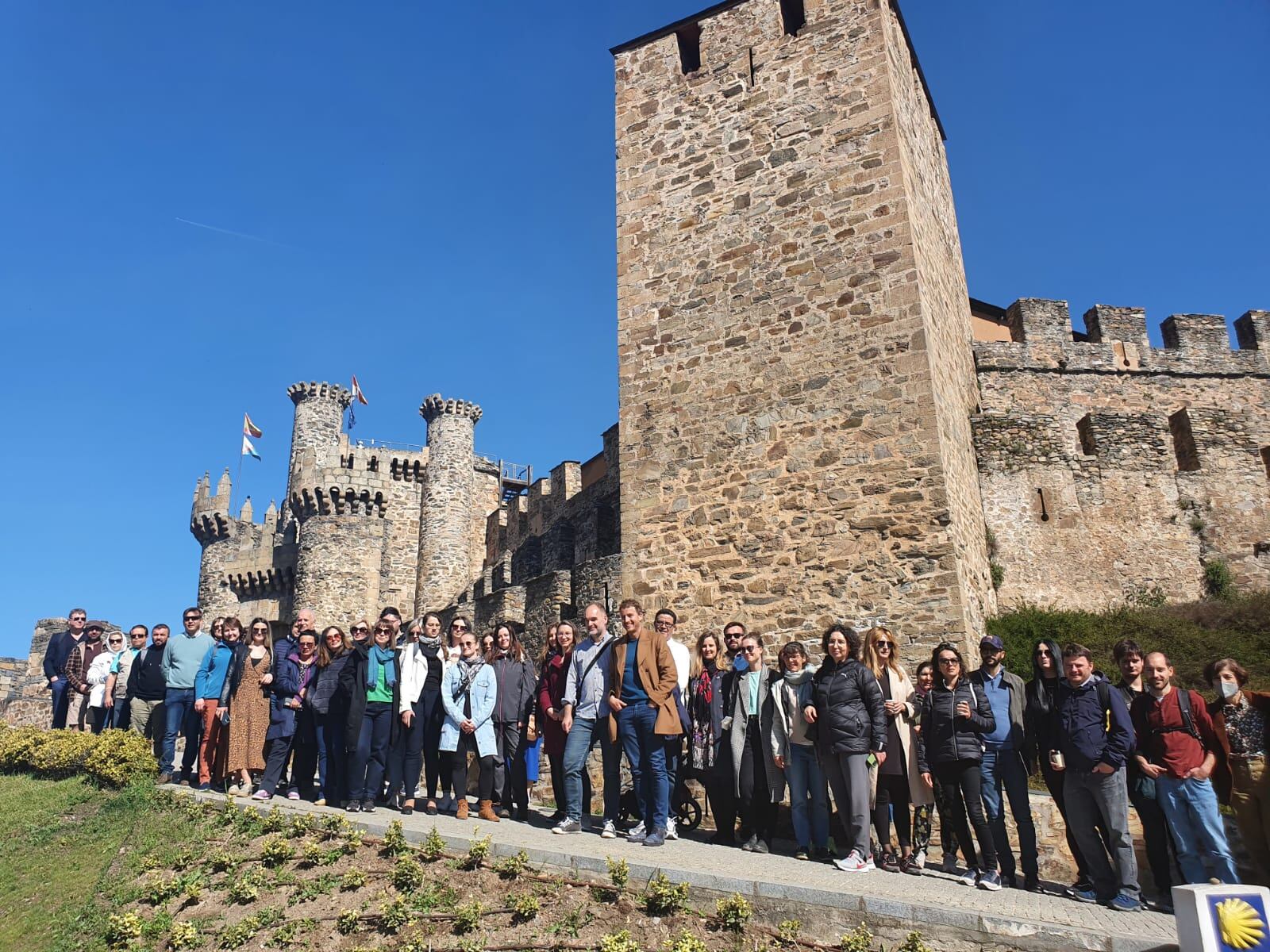 Los participantes visitaron el castillo de los Templarios