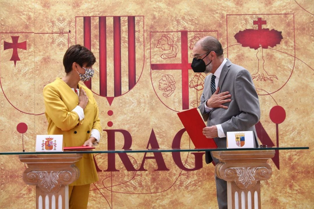 Firma del Fondo de Inversiones de Teruel (FITE) entre la ministra de Política Territorial, Isabel Rodríguez, y el presidente de Aragón, Javier Lambán 