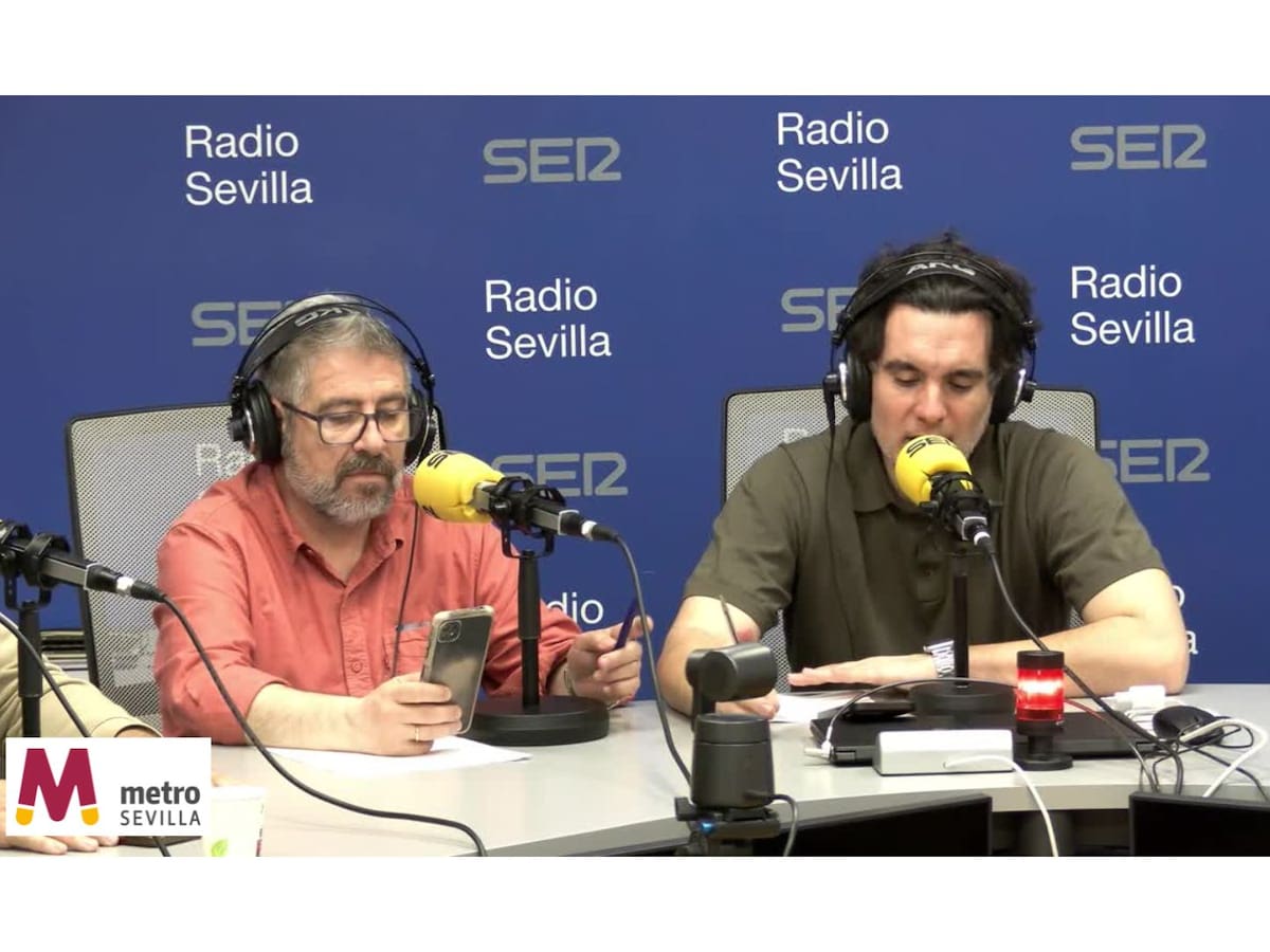 Peñita, Poquito García y Rakitić eligen Metro de Sevilla para moverse en Semana Santa