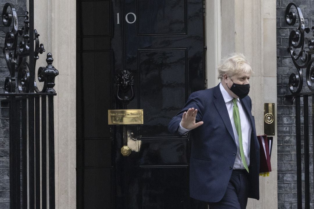 Boris Johnson sale de Downing Street