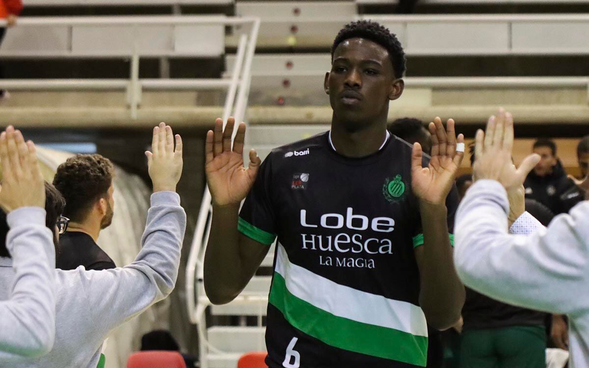 Vitory Onuetu no sigue en el Lobe Huesca La Magia