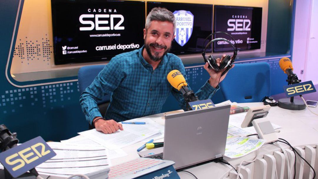 Dani Garrido, director y presentador de Carrusel Deportivo