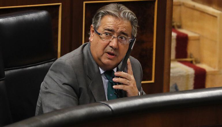 El ministro del Interior Juan Ignacio Zoido, durante un pleno del Congreso de los Diputados.