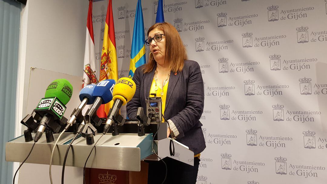 Marina Pineda comparece ante los medios tras la celebración de la primera Junta de Gobierno del mandato. 