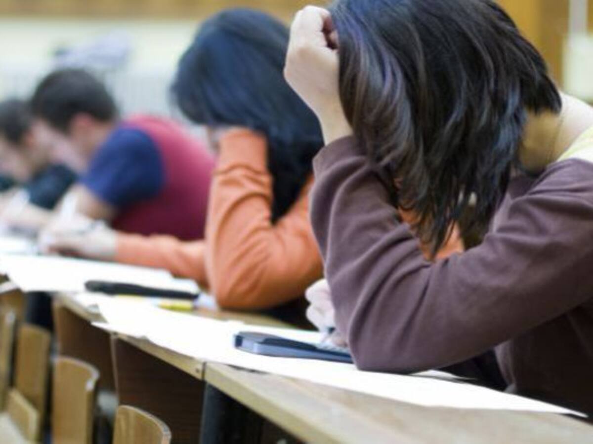 Sin prisa, pero sin pausa con el requisito lingüístico