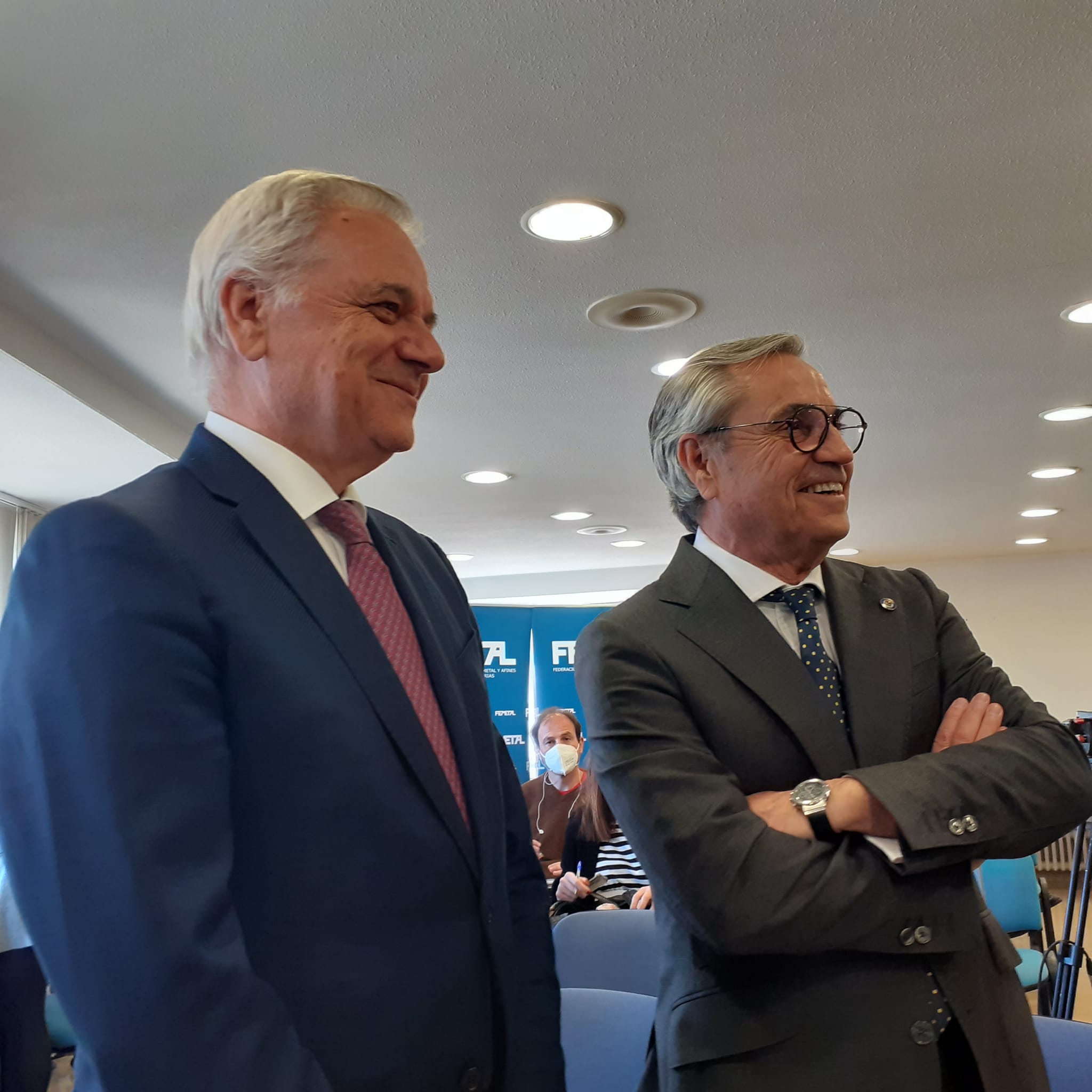 Guillermo Ulacia y Antonio Fernández-Escandón en la asamblea extraordinaria de Femetal