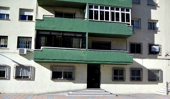 Bloque de pisos de la calle Decano Miguel Marengo de Torremolinos donde se ha producido el crimen