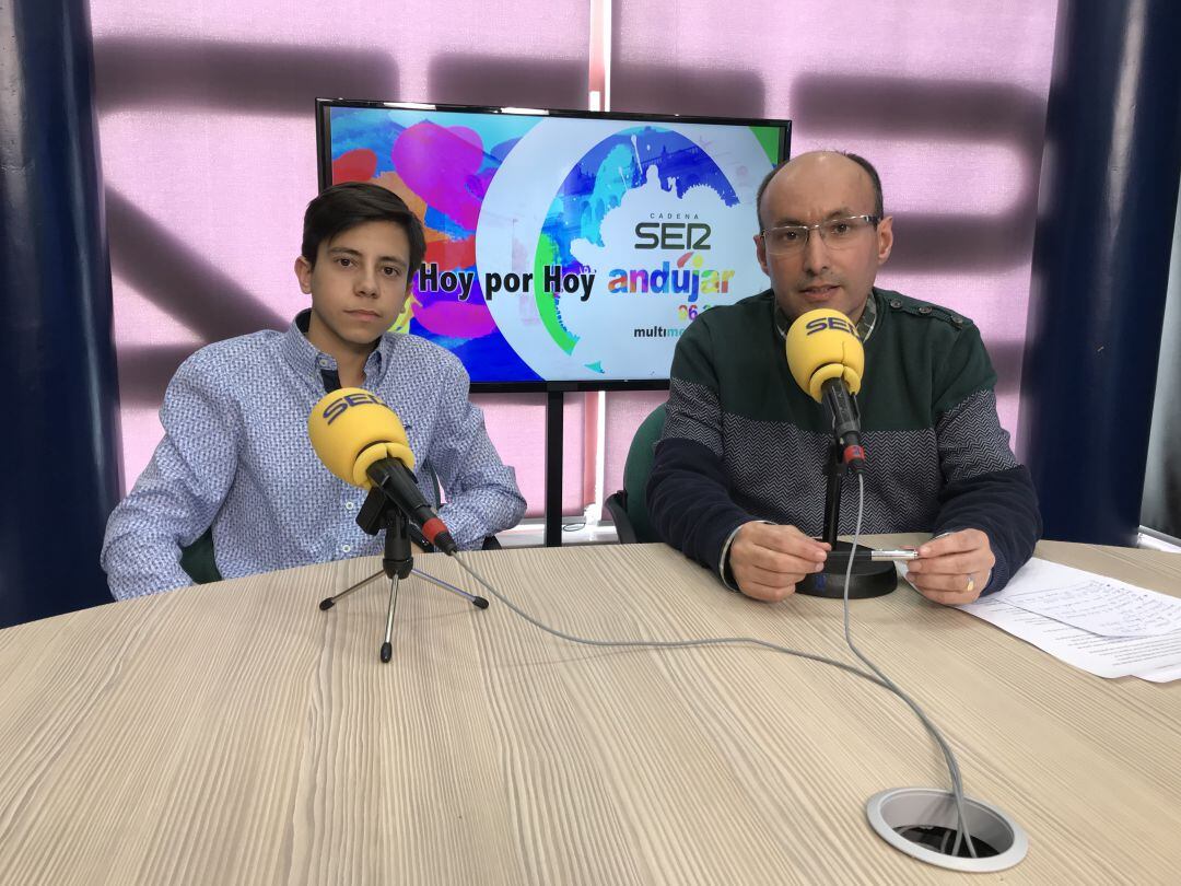 Juan María Guzmán durante la entrevista en los estudios de SER Andújar.