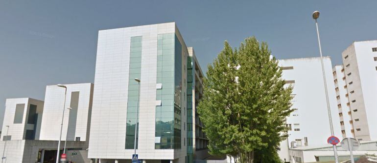 La Comisión de centro atribuye el colapso al cierre de camas