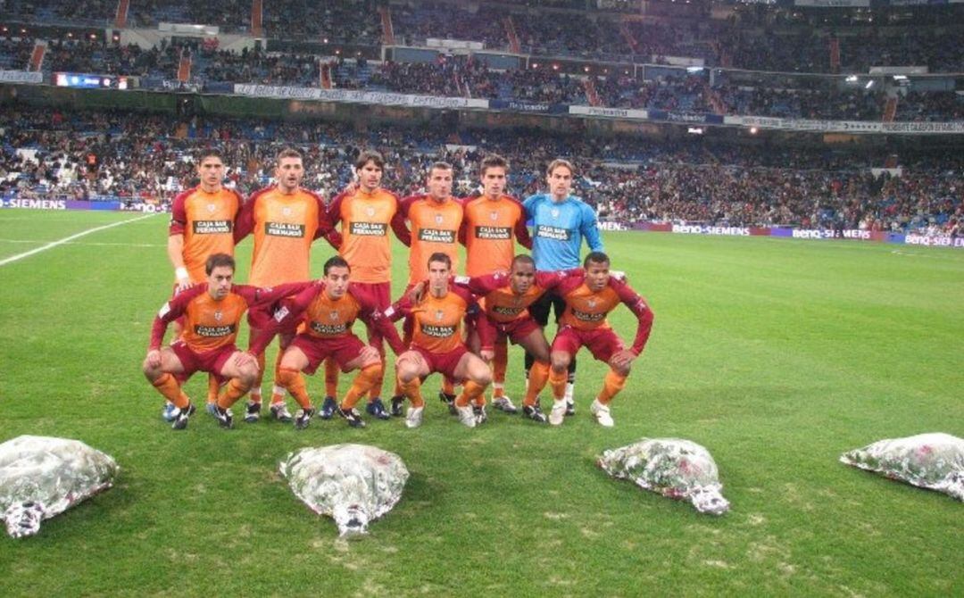 Formación del once titular que jugó en el Bernabéu en la temporada 2006-07.