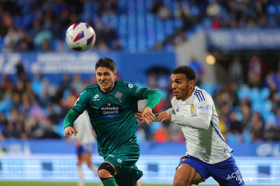 Óscar Pinchi, en el Real Zaragoza-Racing de La Romareda (foto: LaLiga Hypermotion)