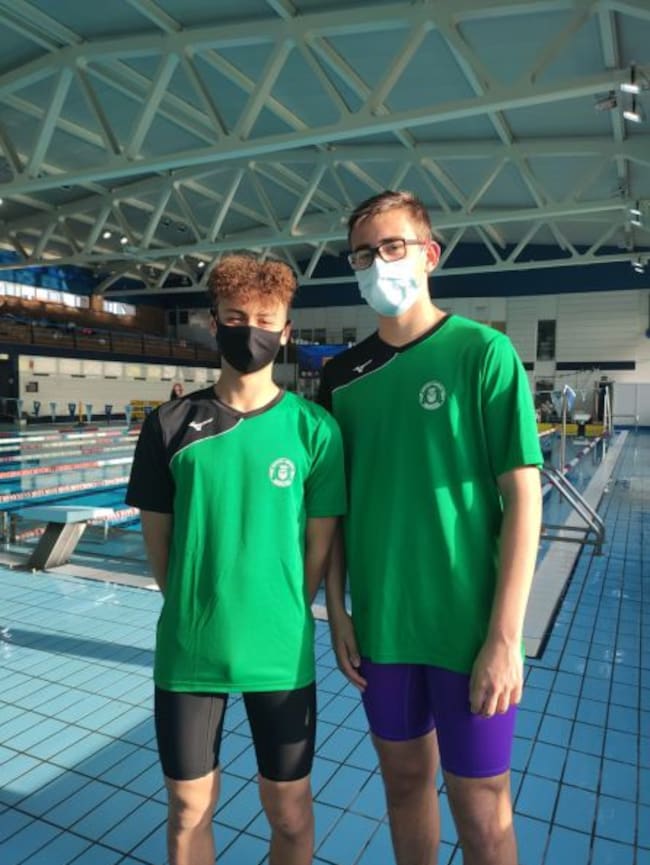 Nadadores del NIE Gandia que participan en el I Meeting