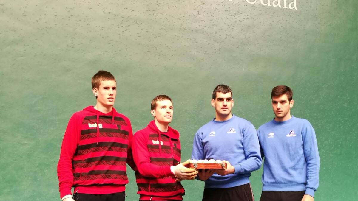 2 parejas por una plaza en semifinales