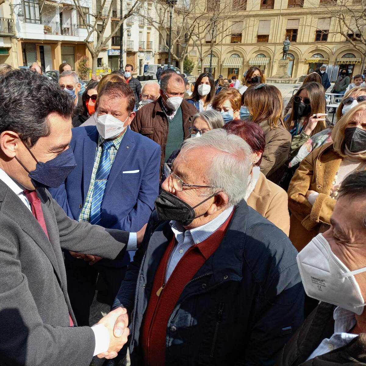 Juanma Moreno pone en valor en Alcalá la Real que es el presidente de la Junta que más ha visitado Jaén