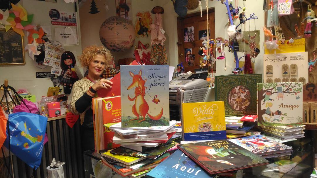 Pepi Martínez en su negocio