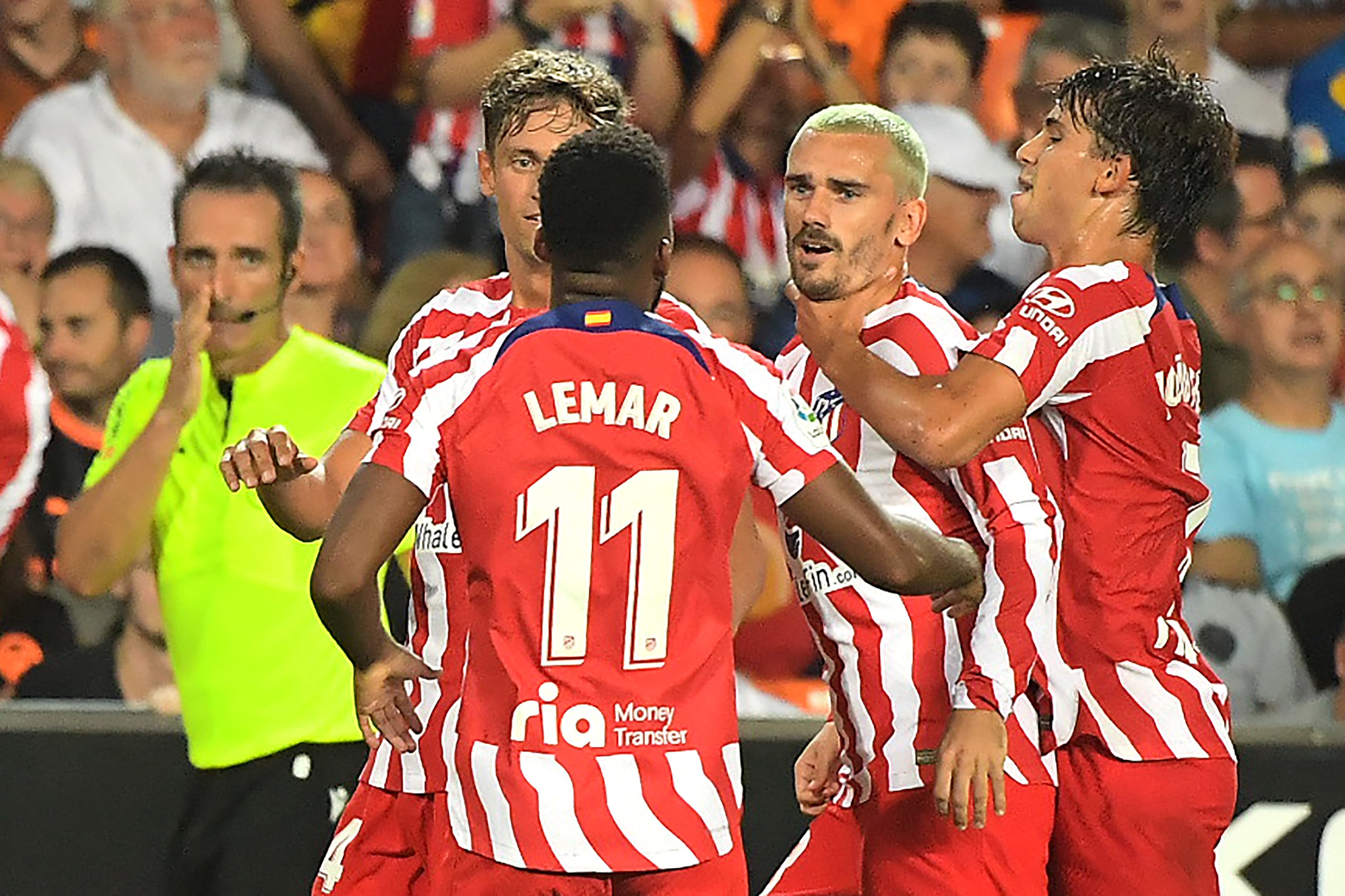 Marcos Llorente, Lemar, Griezmann y Joao Félix, celebrando el tanto rojiblanco.