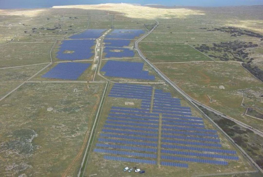 Los parques fotovoltaicos serán claves para lograr la preponderancia de las fuenets renovables.