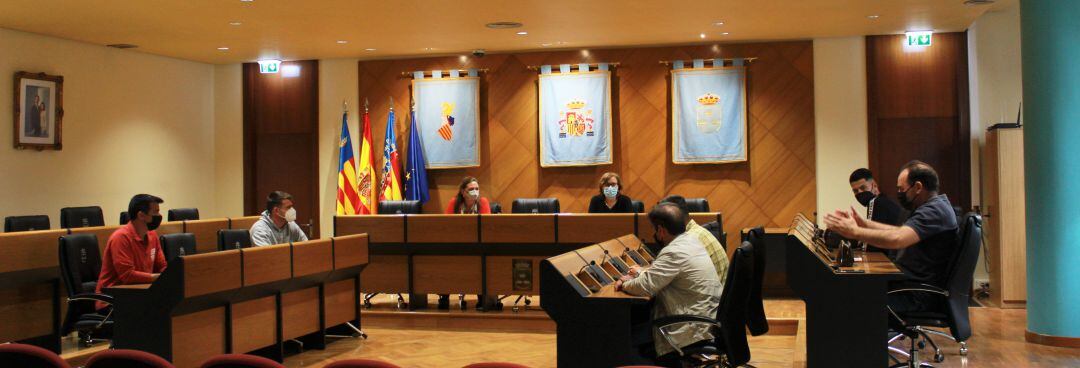 Reunión con los chiringuitos de Borriana