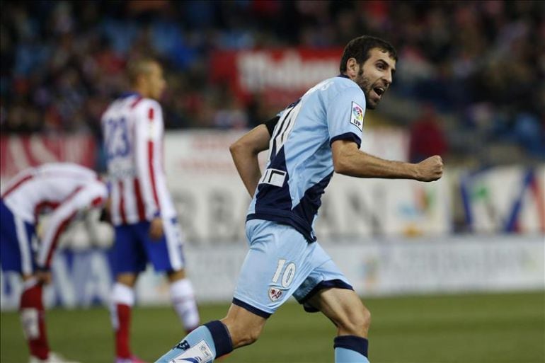 Roberto Trashorras, durante un partido frente al Atlético de Madrid