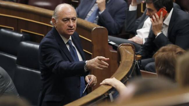 El exministro del Interior Jorge Fernández Díaz, durante el pleno del Congreso de esta tarde