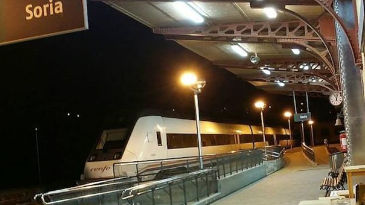 José Carlos San José entrevista al subdelegado del Gobierno Miguel Latorre sobre el cierre del tren