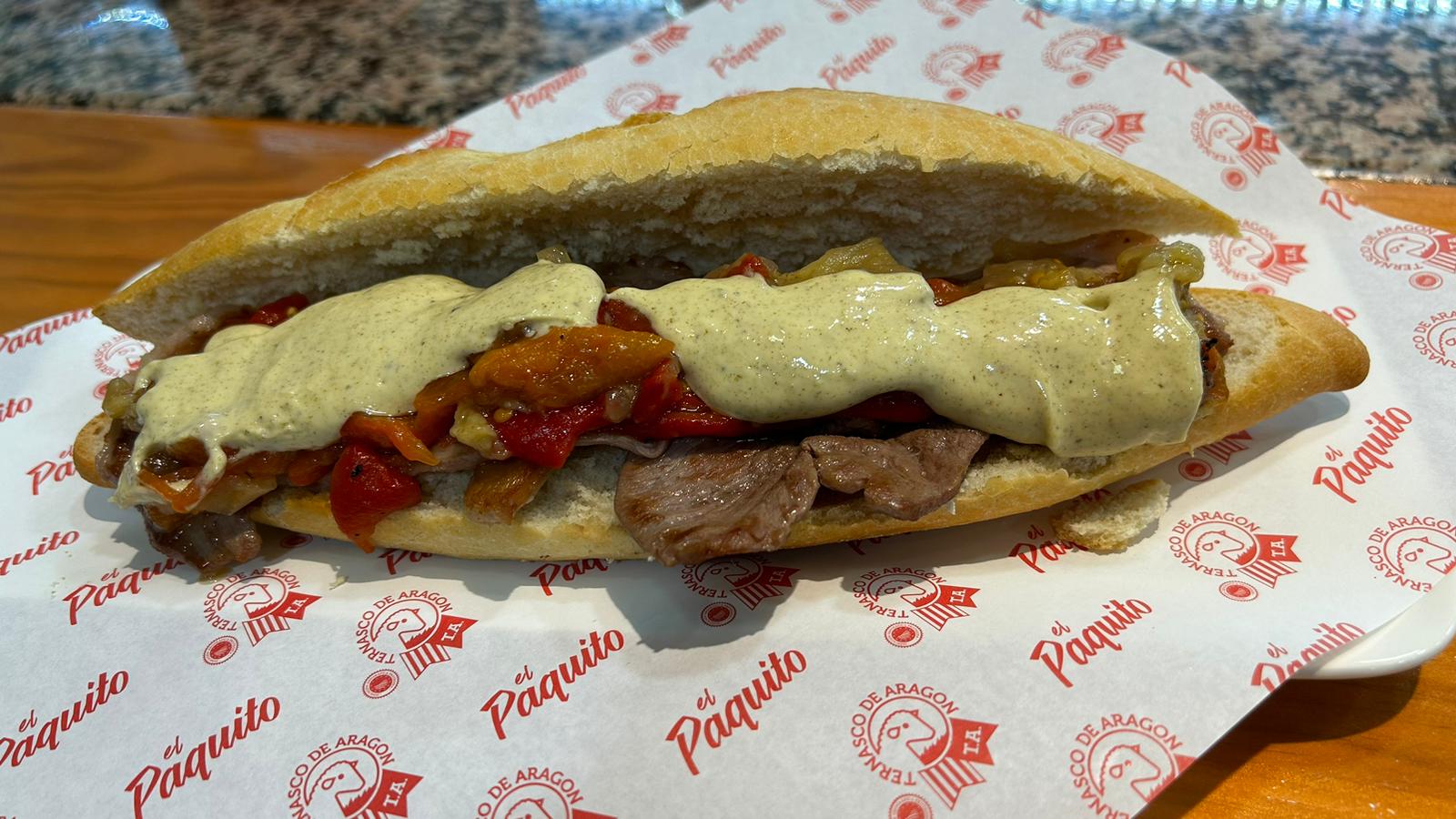 Del 11 al 29 de septiembre podrán degustarse hasta 50 bocadillos de Ternasco de Aragón en 50 establecimientos
de 15 localidades distintas de nuestra Comunidad.