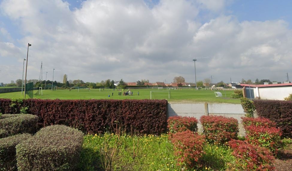 El campo de Gabriel Péri en Courrières, al norte de Francia, donde ha impactado el rayo