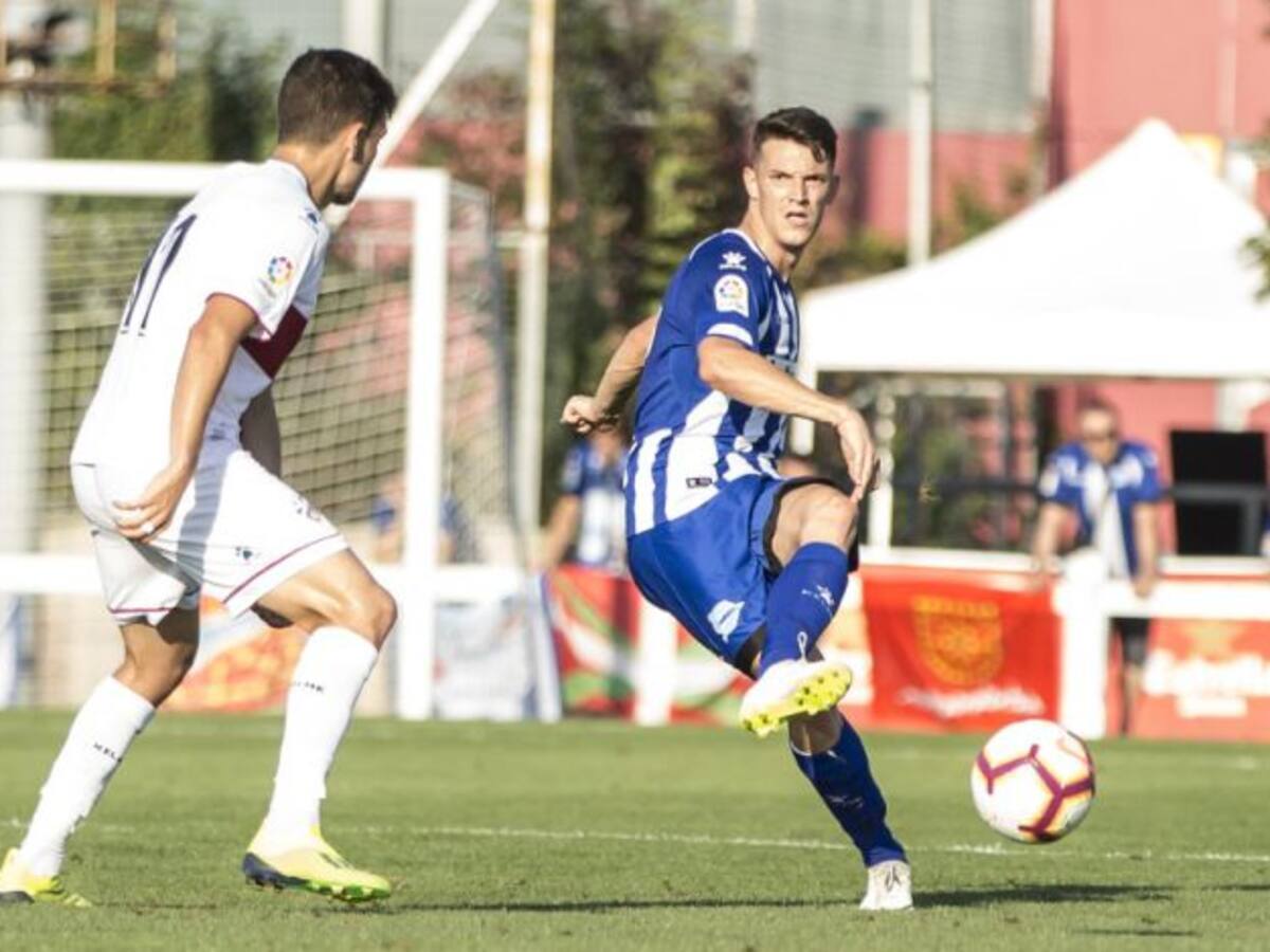 La SD. Huesca se lleva el Villa de Alegría ante el Alavés (1-2)