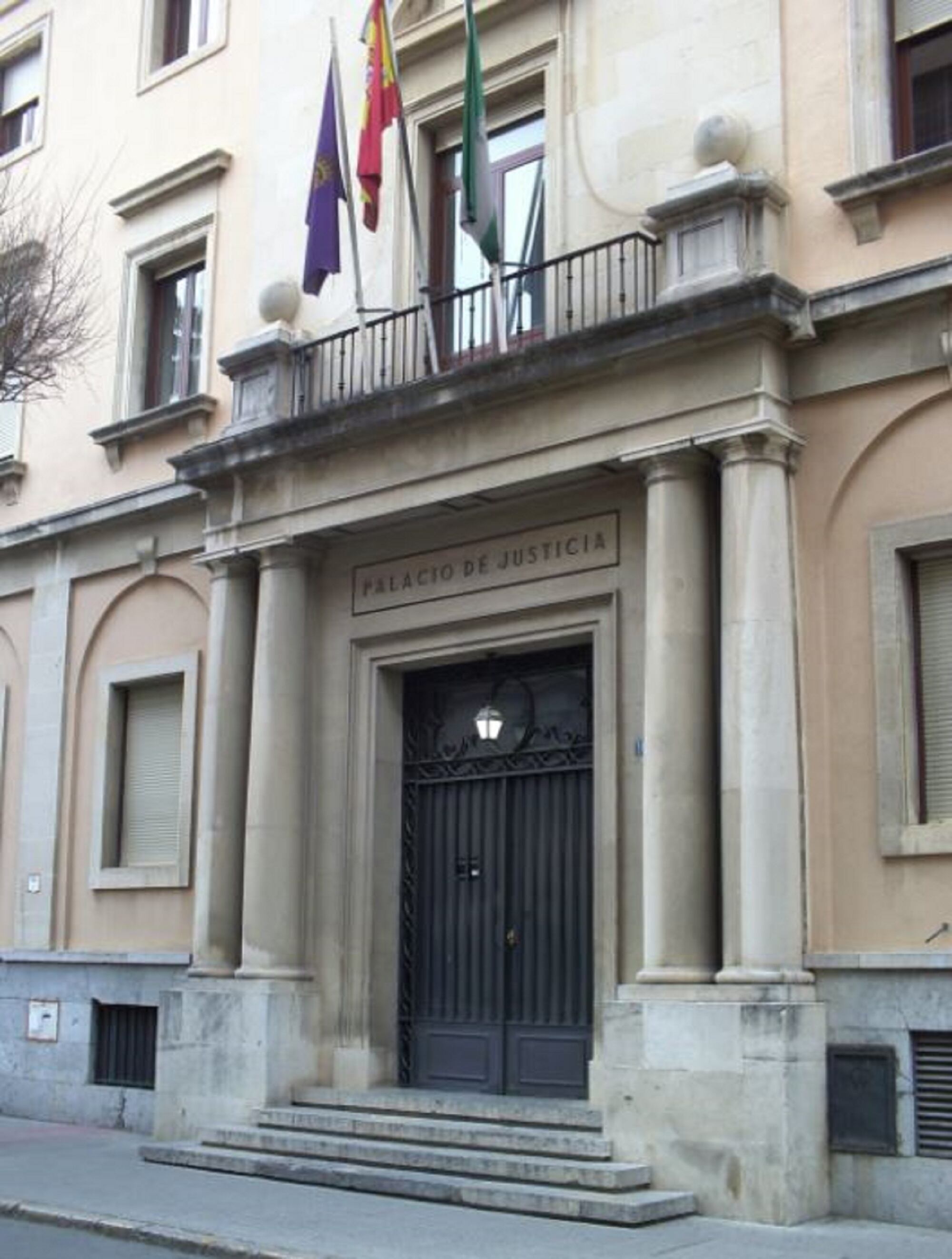 Fachada de la audiencia provincial de Jaén