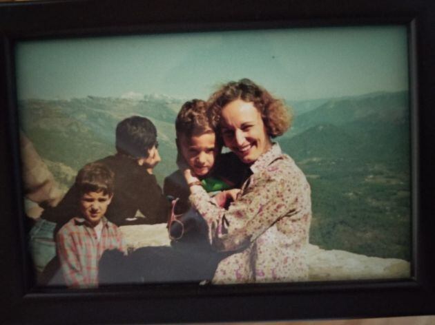 Foto familiar de José Juan Luque tomada en el Mirador de las Palomas. Cazorla 1989