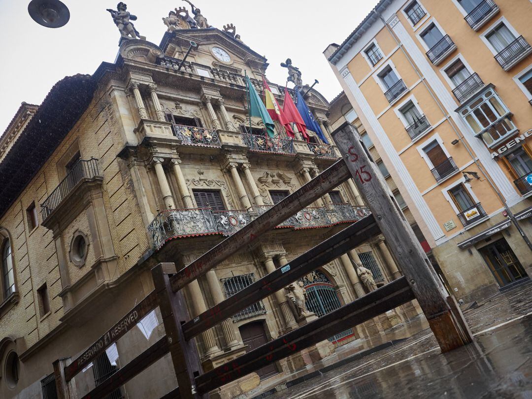 Fachada del Ayuntamiento de Pamplona.