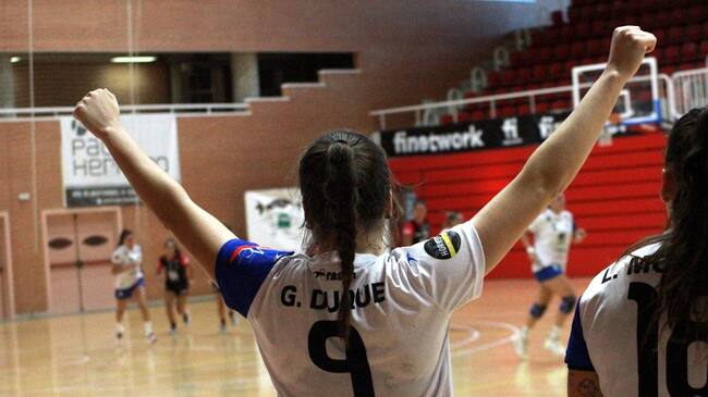 El Elda Prestigio espera el apoyo de su público para solventar la eliminatoria