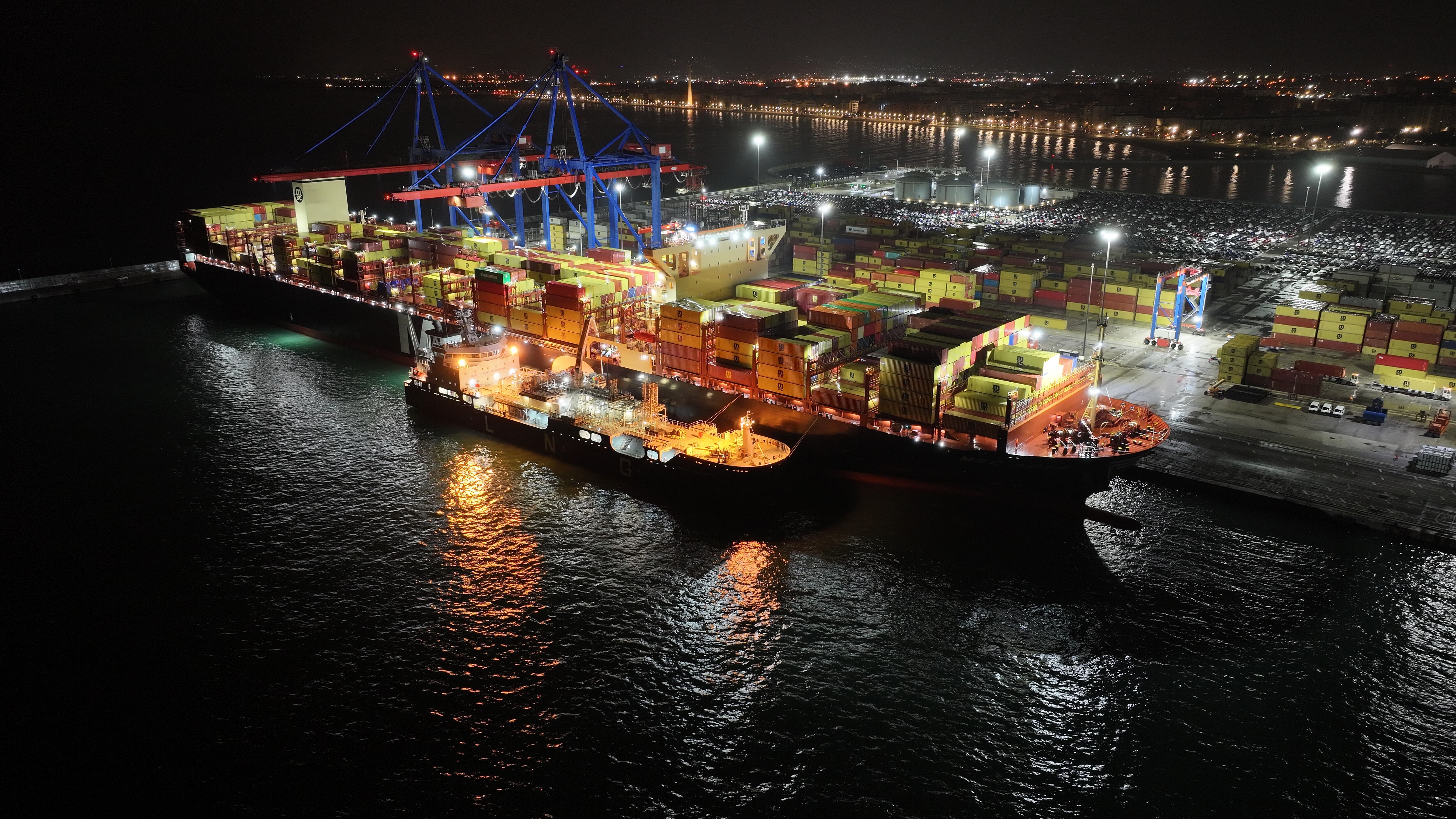 El Puerto de Málaga realiza el primer suministro de BIO-GNL al buque MSC Gabon