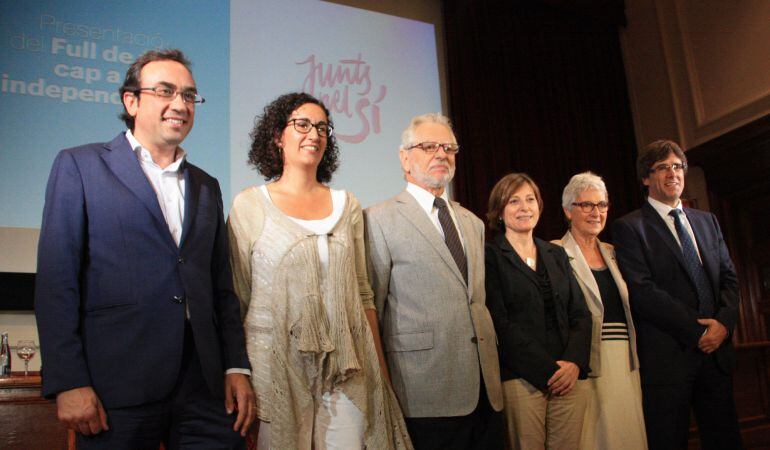 Junts pel Sí detalla el seu full de ruta cap a la independència assegurant &quot;que no hi haurà salts al buit en cap moment&quot;