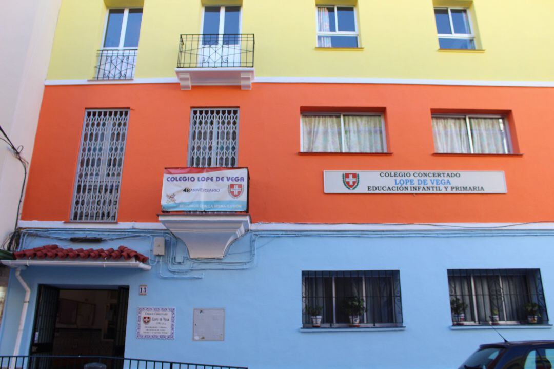 Fachada del colegio concertado Lope de Vega de Málaga capital