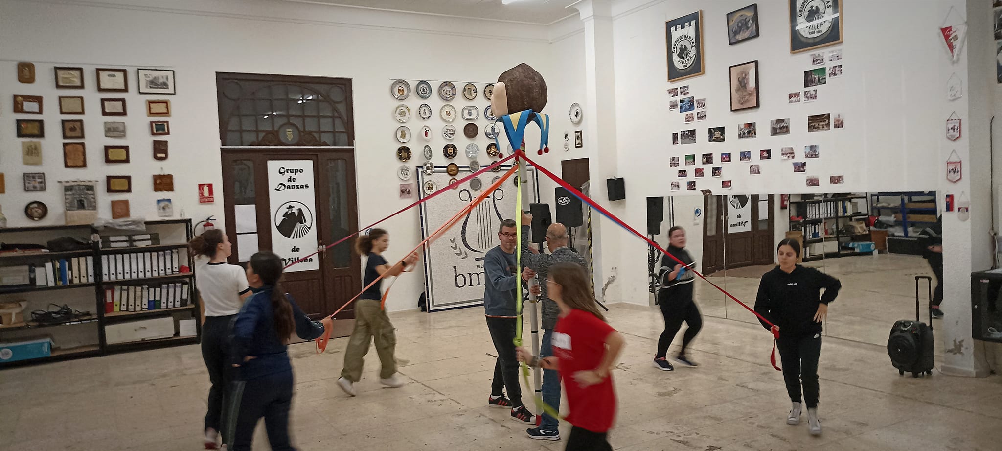 Grupo de Danzas Villena