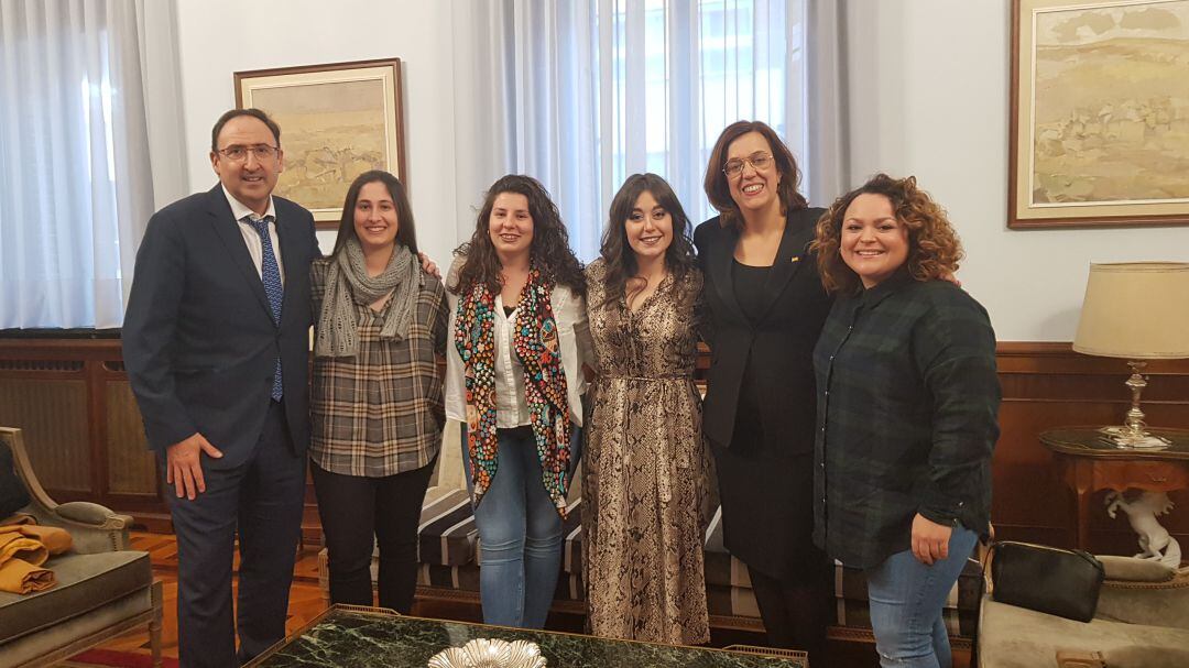 Concursantes de Palencia recibidas por las principales autoridades