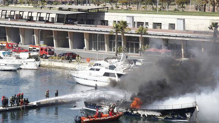 Mesa de España: 'Seis barcos calcinados en Barcelona'