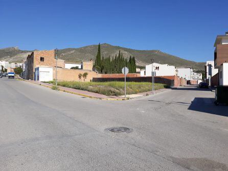 Solar donde se va a ubicar el Apeadero Municipal de Autobuses, esquina calle El Tejar con calle Málaga