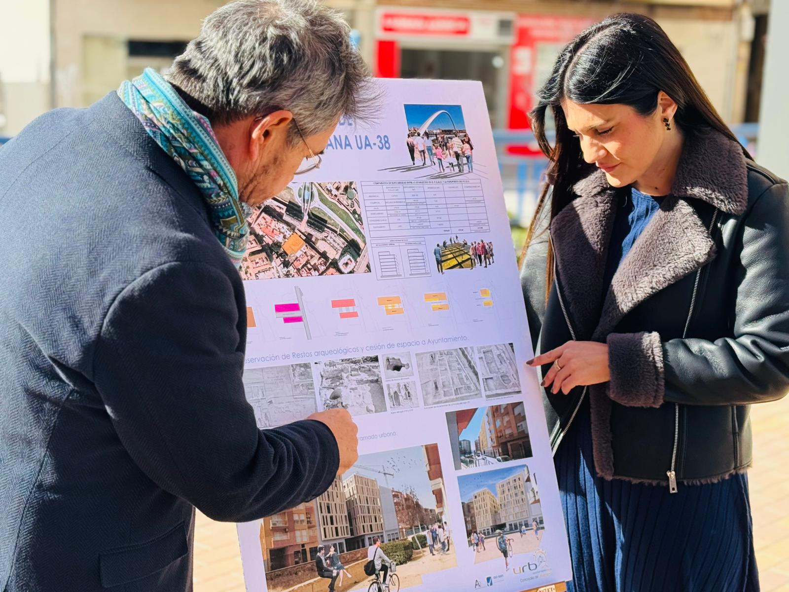 El Ayuntamiento de Lorca compatibiliza la construcción de edificios residenciales y preservación de restos arqueológicos.