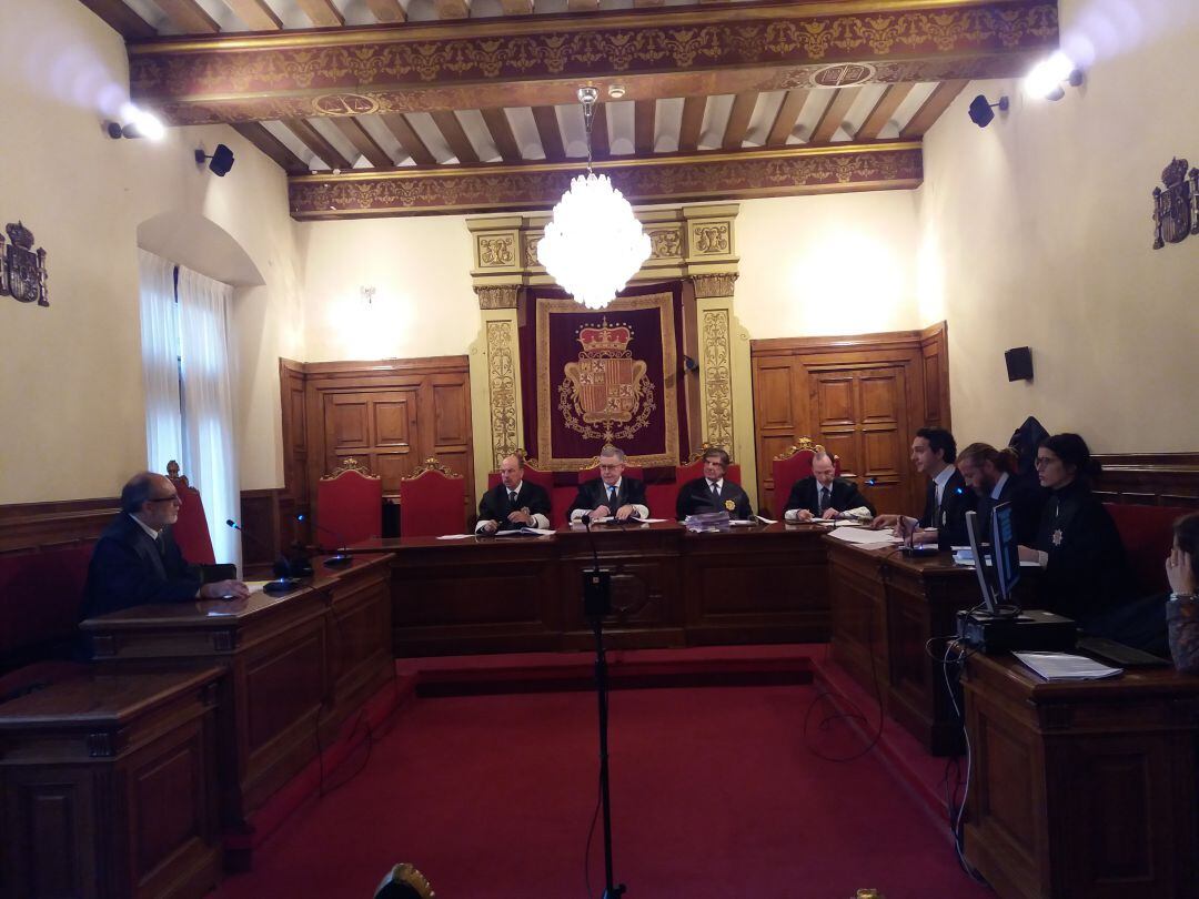 Celebración de la vista del recurso de la defensa del acusado de muerte de Karla Pérez en el Tribunal Superior de Justicia de Asturias