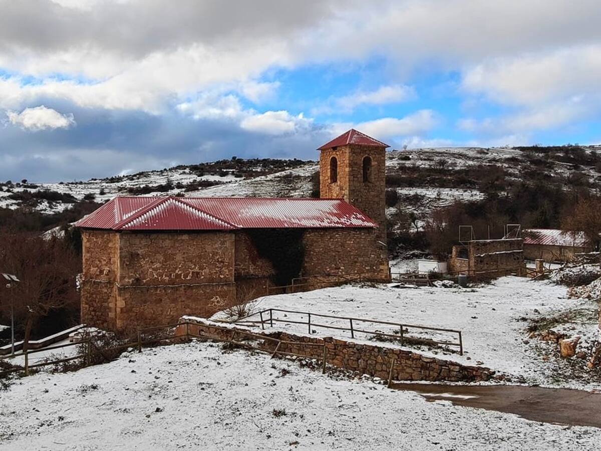 Luezas llama a la solidaridad riojana para 'apadrinar una piedra' de su iglesia