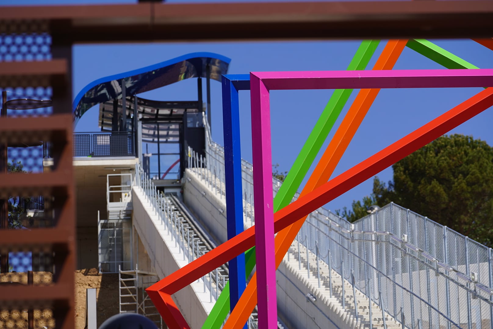 Ascensor de Parquesol, ladera este