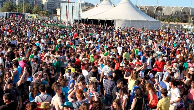 Aspecto de la livespring Valencia de 2012 celebrada en los terrenos de la antigua estación del Grao