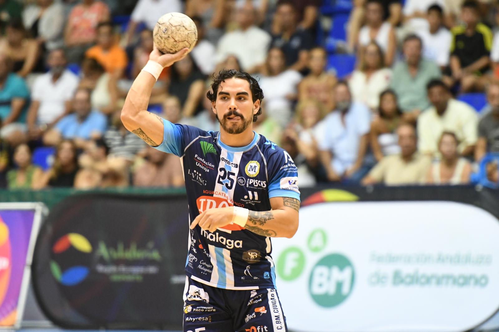 Matias Paya en el partido contra el Ángel Ximénez