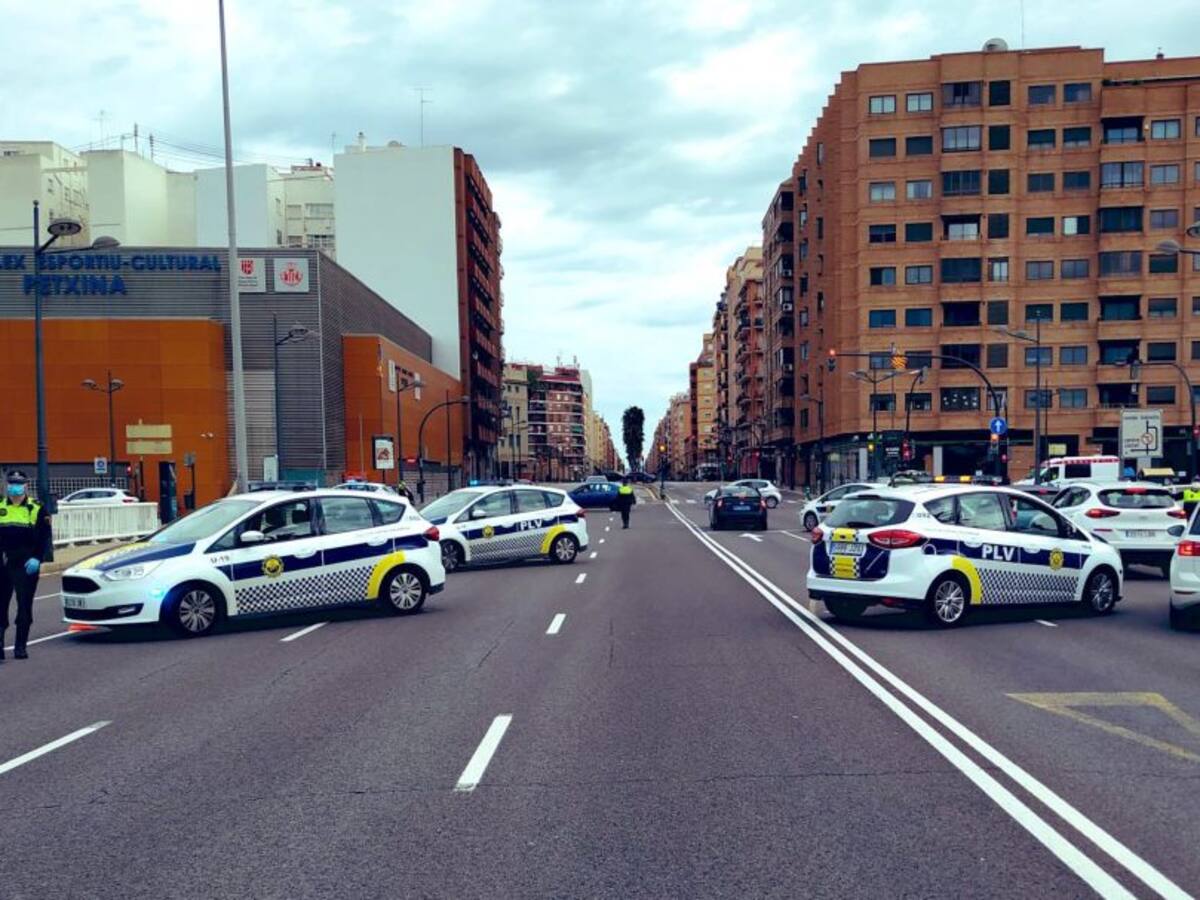 Las multas se reducen un 87% en el primer día de fase 1 en València