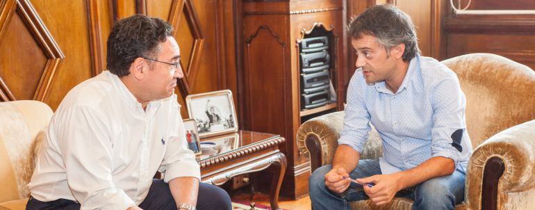 Imagen de archivo de una reunión de Dapena con Ferreiro