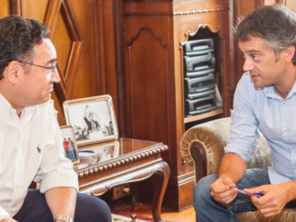 El PSOE pide nuevos presupuestos y la Marea insiste en llevarlos a pleno este mes