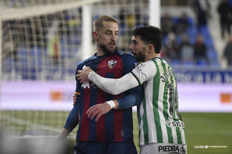 Jorge Pulido en su último partido con el Huesca.