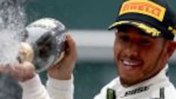Hamilton se impone en China